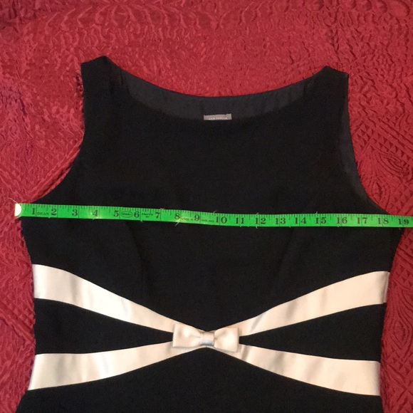 Ann Taylor black dress - Picture 7 of 9